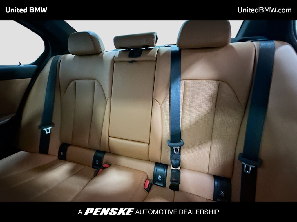 Thumbnail: 2023 BMW 3 Series - 13