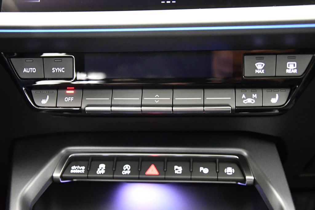 Thumbnail: 2025 Audi A3 - 27