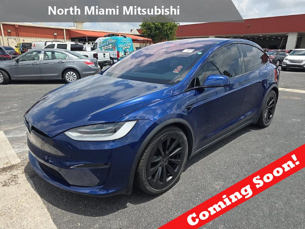 2023 Tesla Model X's photo