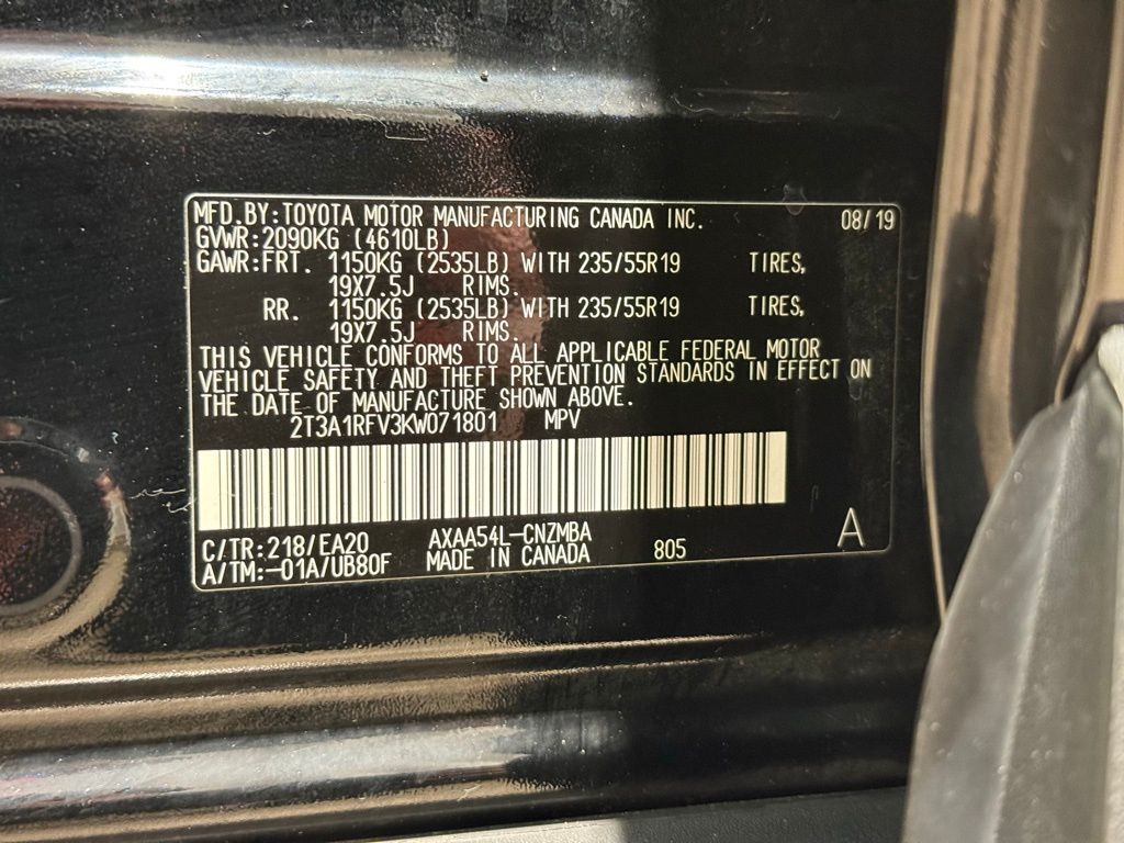 Thumbnail: 2019 Toyota RAV4 - 32