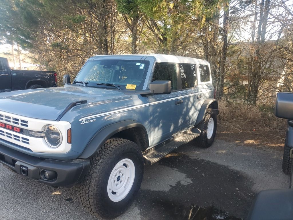 2025 Ford Bronco Heritage Edition 4-Door 4WD