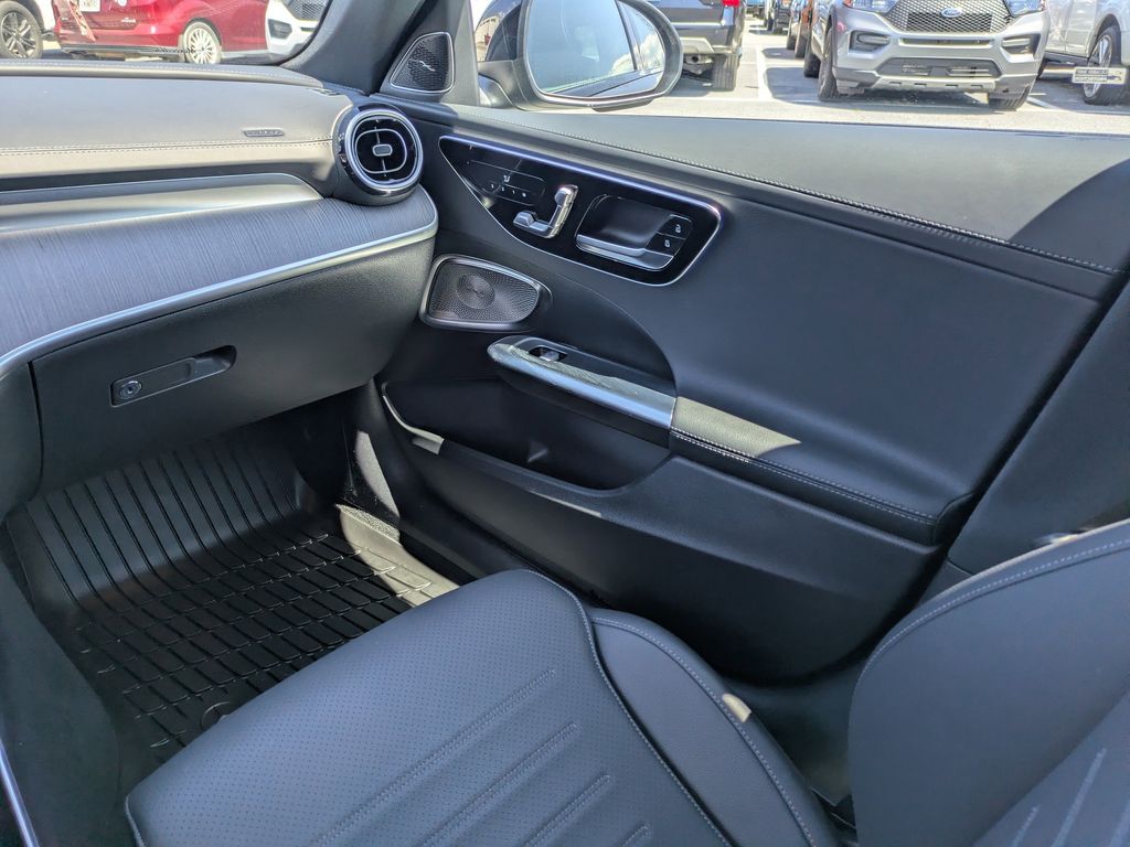 2024 Mercedes-Benz C 300 