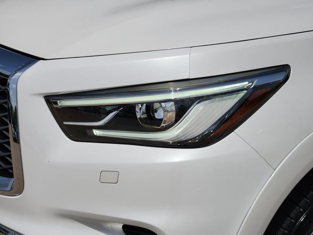 2018 INFINITI QX80 Base White at Emmons Autoplex