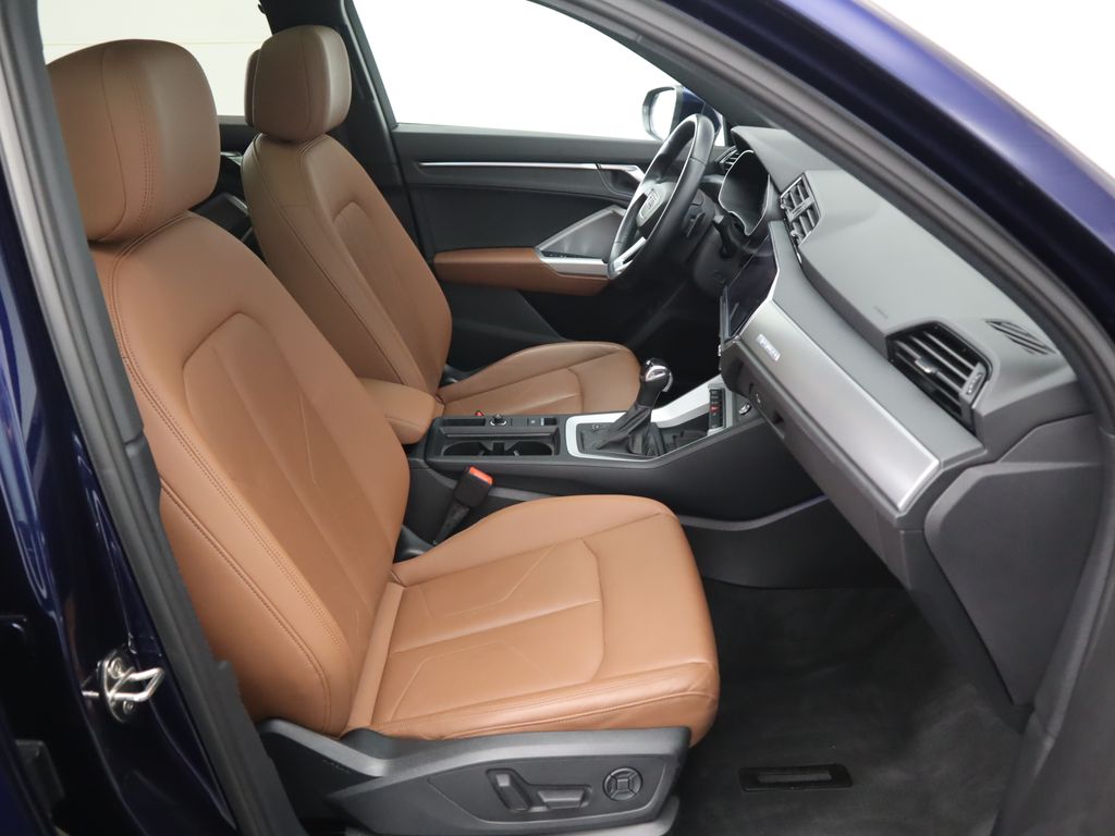 Thumbnail: 2021 Audi Q3 - 20