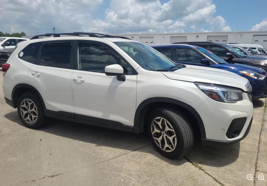 Used 2020 White Subaru Premium image 4