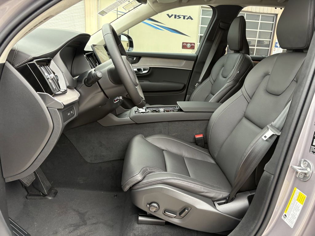 New 2026 Aurora Silver Volvo T8 Ultra image 12