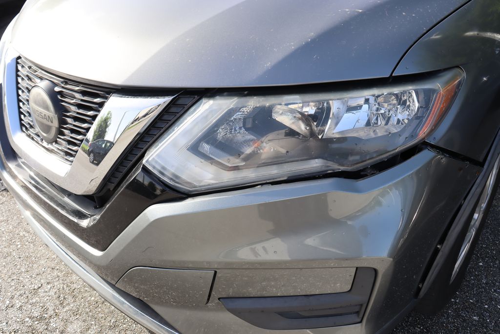 Thumbnail: 2019 Nissan Rogue - 3