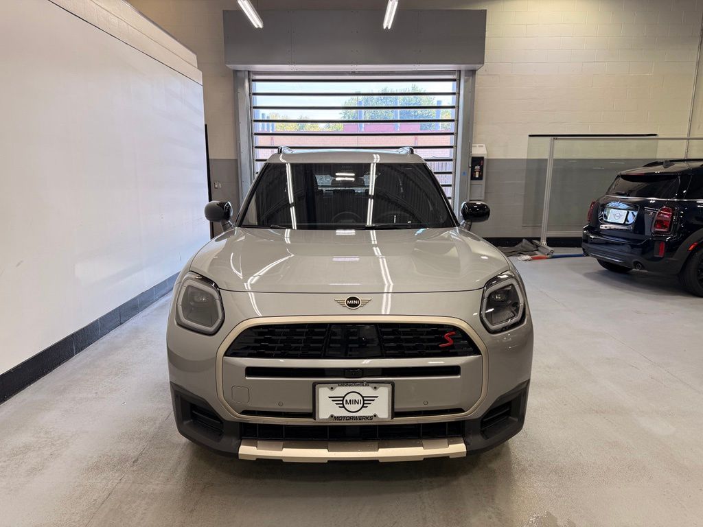 Thumbnail: 2027 MINI Cooper Countryman - 8