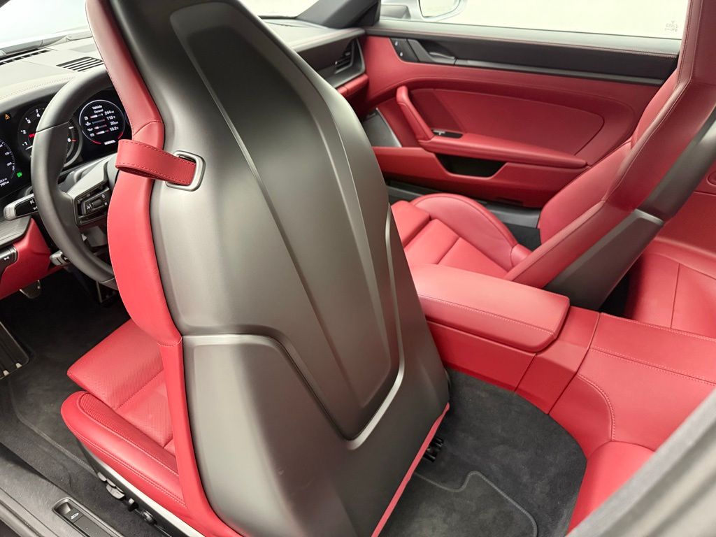 Thumbnail: 2023 Porsche 911 - 26