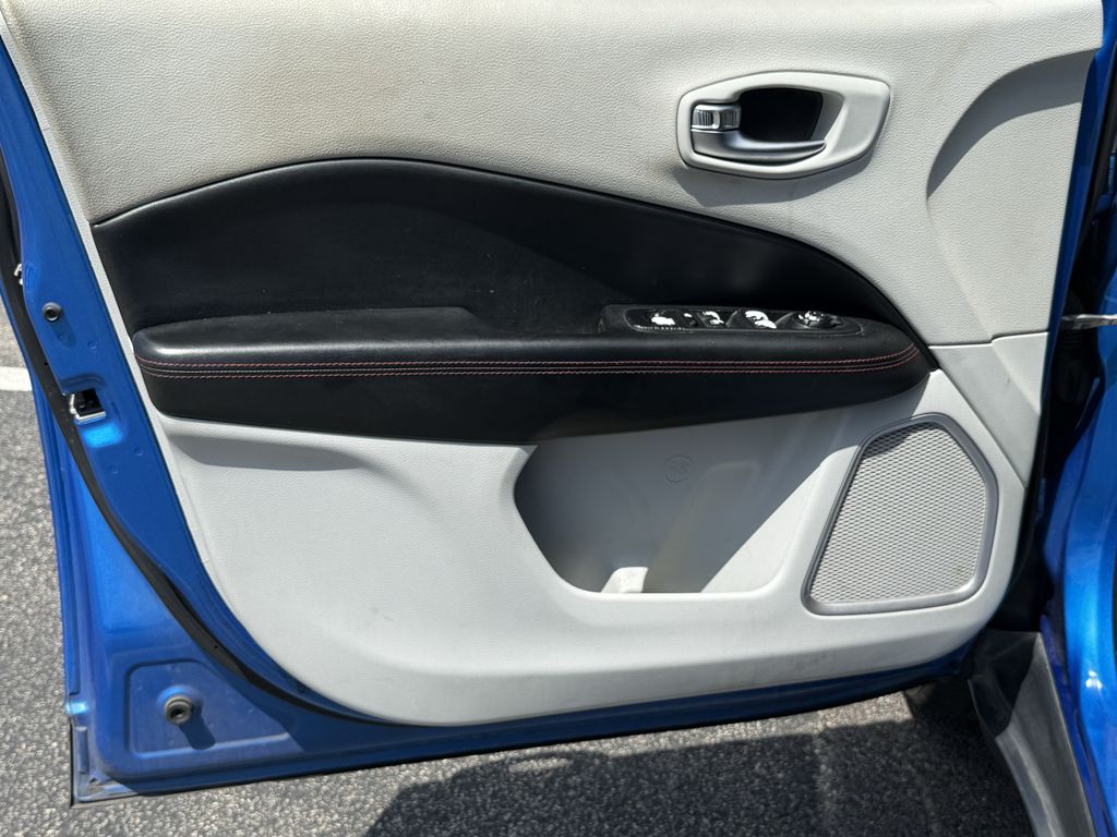 2019 Jeep Compass Limited Blue at Victoria Chrysler Dodge Jeep Ram