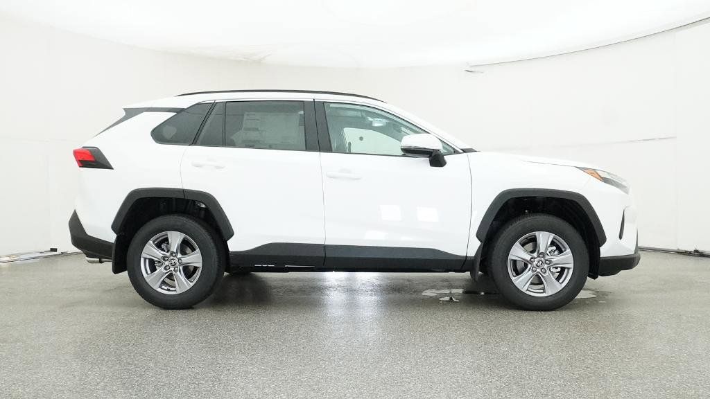 Thumbnail: 2025 Toyota RAV4 - 24