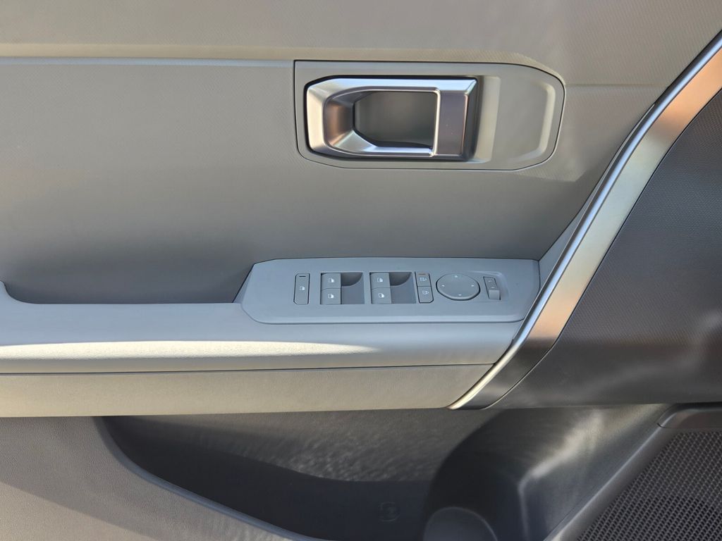 2026 Kia Sportage - $30,677