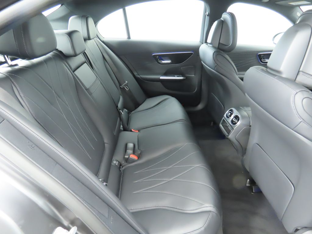 Thumbnail: 2025 Mercedes-Benz C-Class - 22