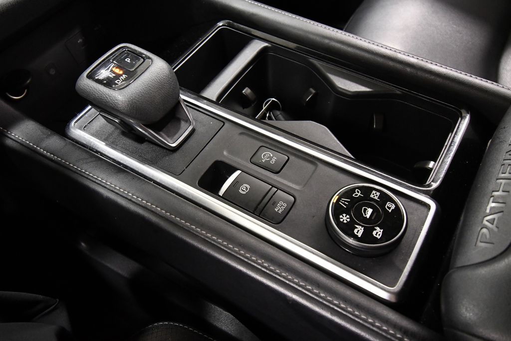 Used 2024 Nissan Pathfinder SUV