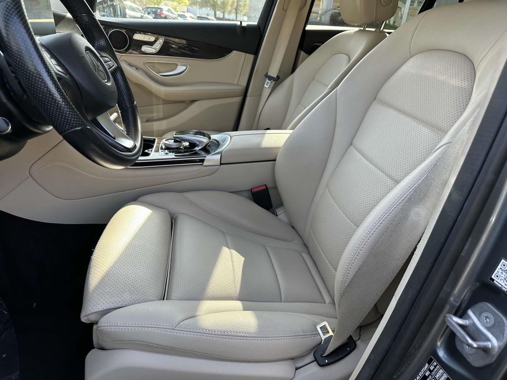 2016 Mercedes-Benz GLC 300 20