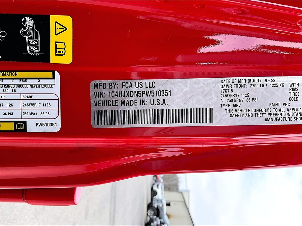 2023 Jeep Wrangler — photo 35