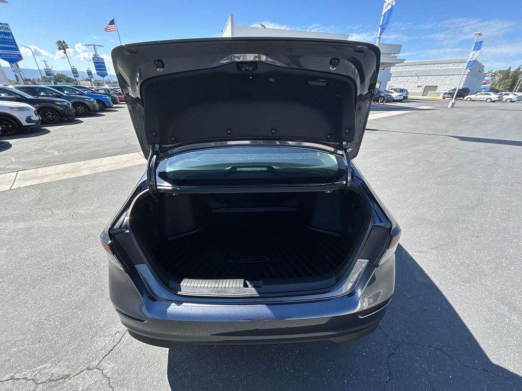 Thumbnail: 2024 Honda Accord - 24