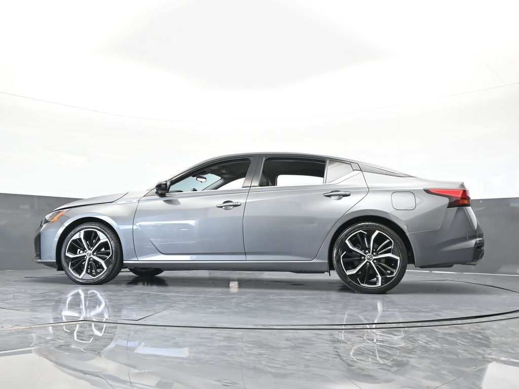 Used 2024 Gun Metallic Nissan 2.5 SR image 53