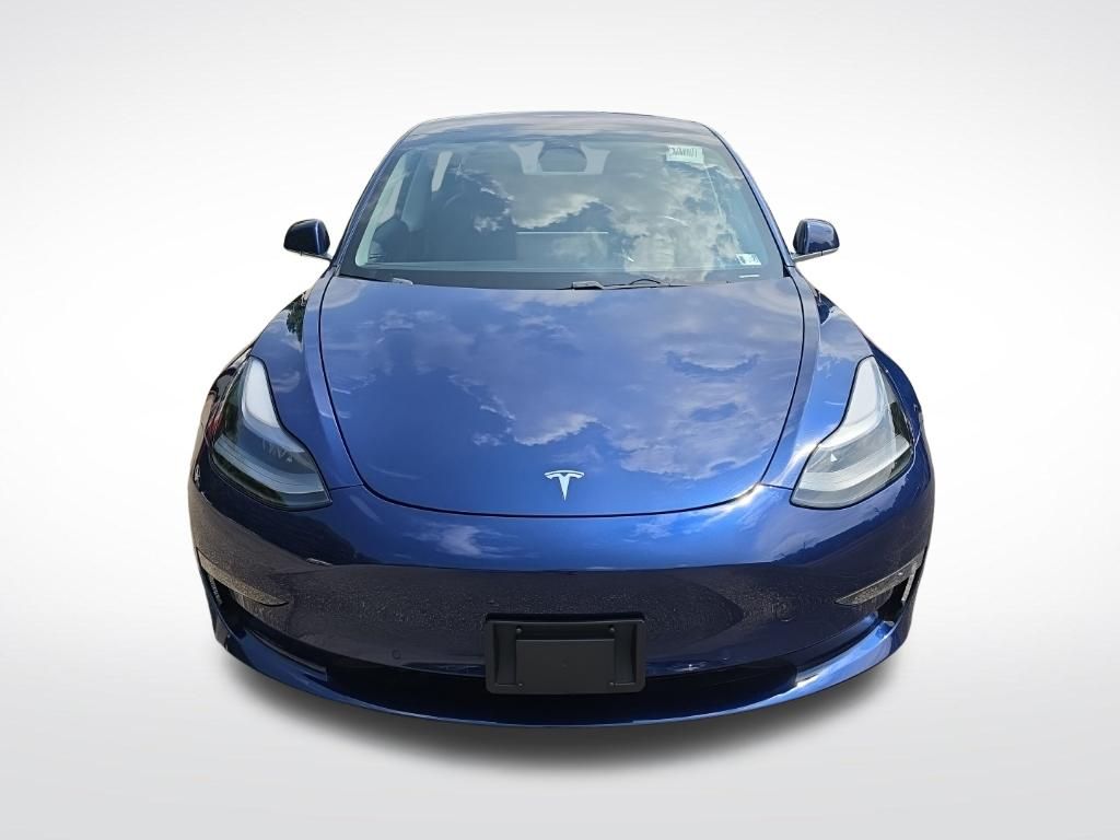Used 2018 Blue Tesla Long Range image 2