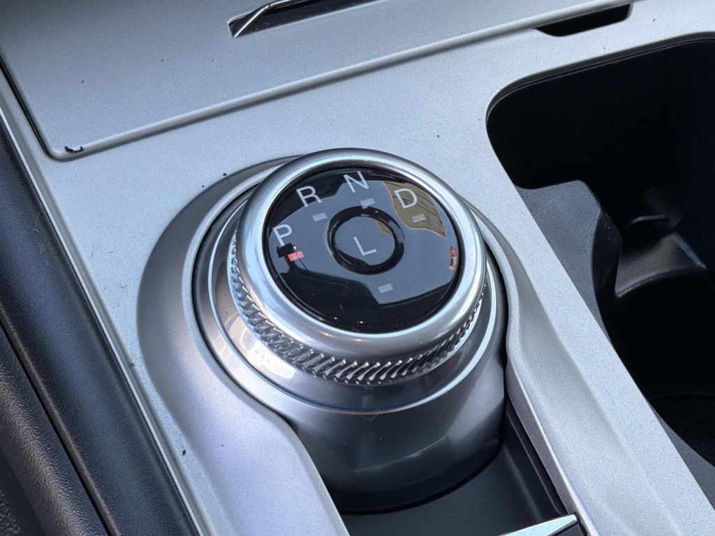 Used 2022 Ford Explorer XLT 4D Sport Utility