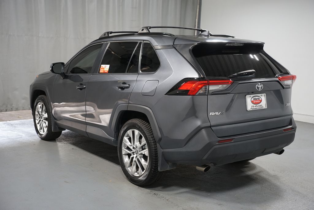 Thumbnail: 2021 Toyota RAV4 - 6