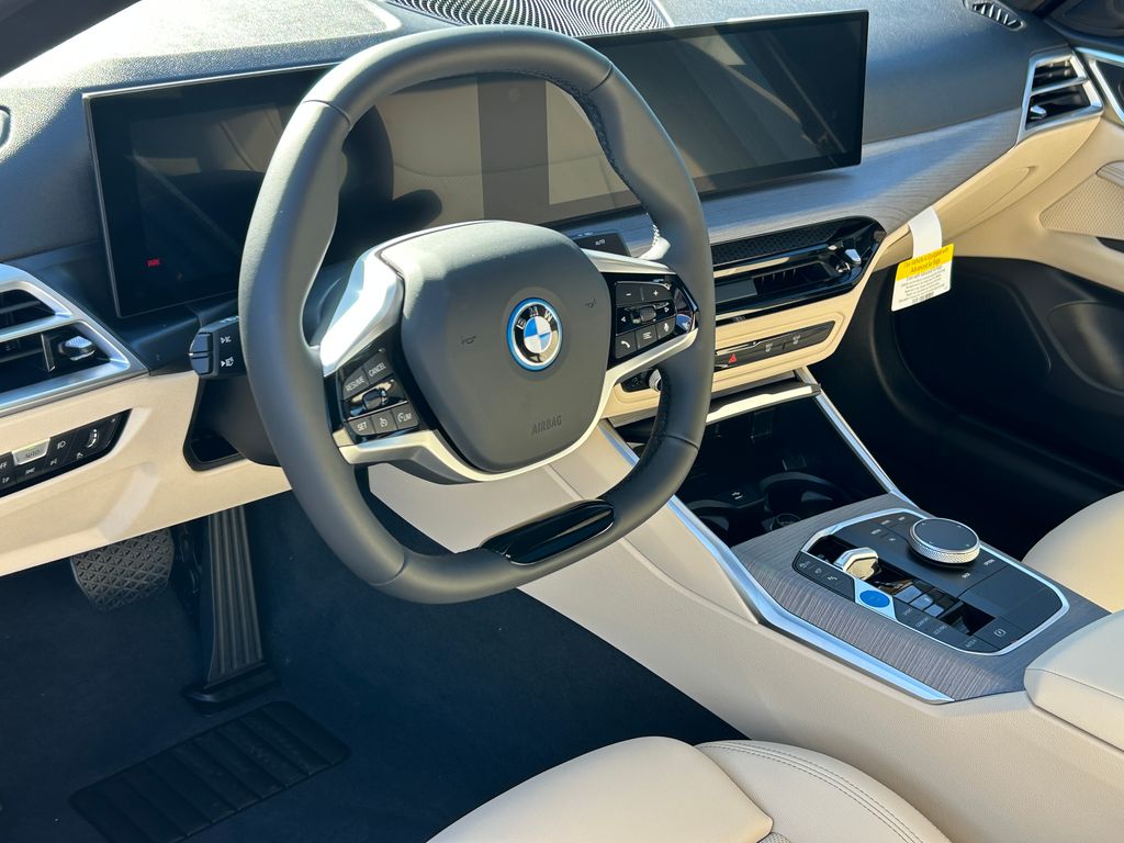 2025 BMW i4 eDrive40 13