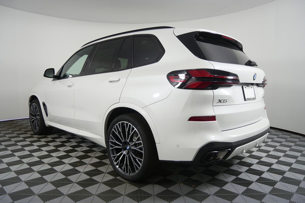 Thumbnail: 2026 BMW X5 - 5