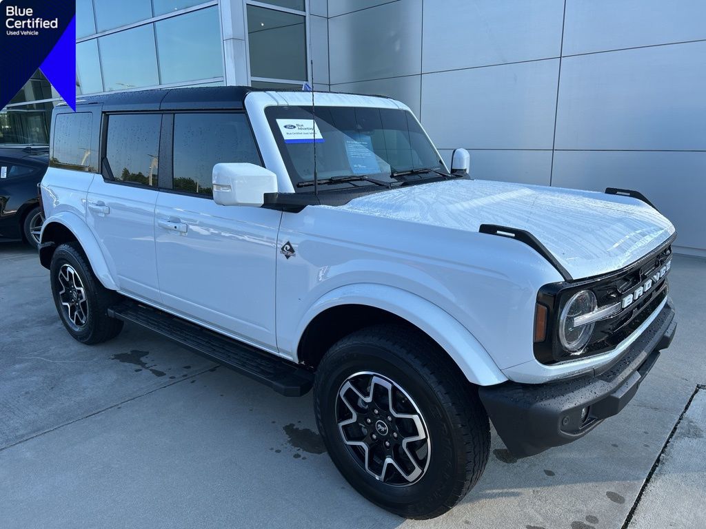 2024 Ford Bronco Outer Banks