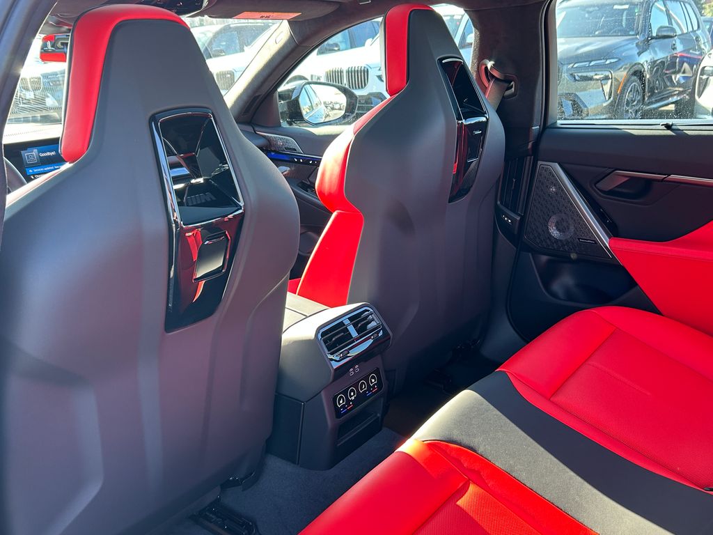 Thumbnail: 2026 BMW M5 - 31