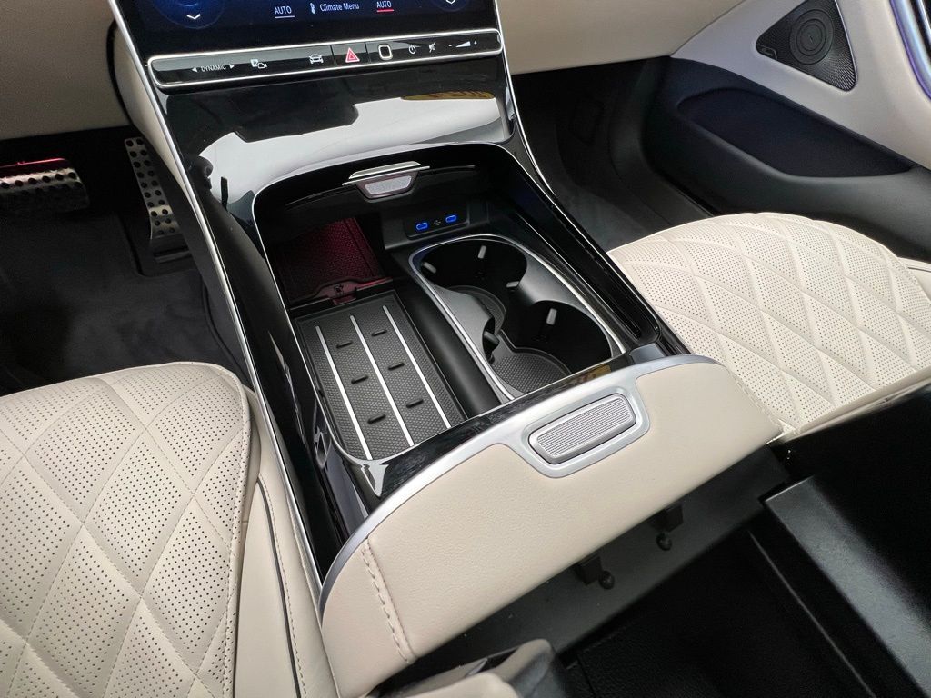 Thumbnail: 2024 Mercedes-Benz S-Class - 12