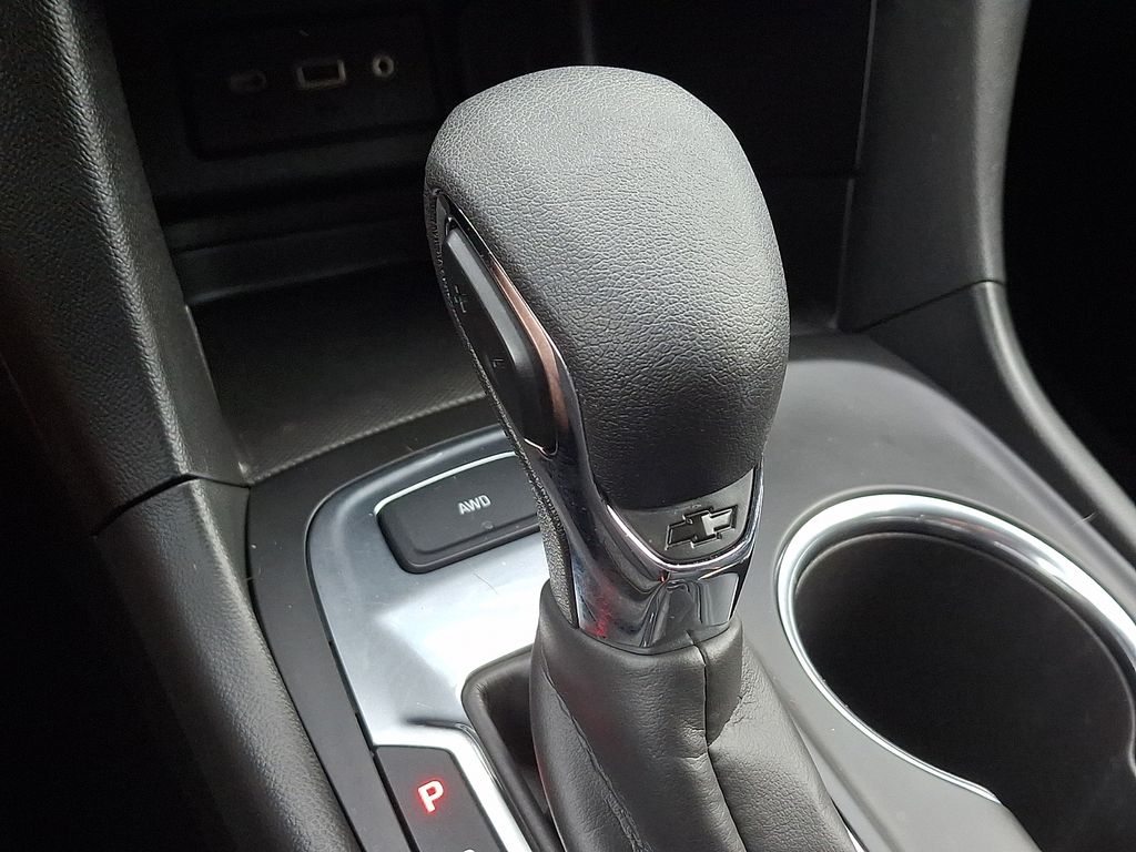 2022 Chevrolet Equinox LT Gray at Klick Lewis Buick Chevrolet