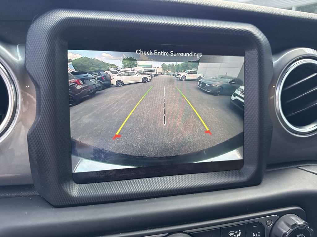 Used 2021 Gray Jeep Unlimited Sahara image 21