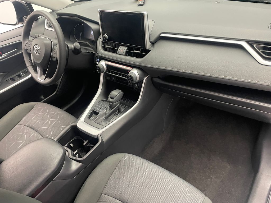 Thumbnail: 2025 Toyota RAV4 - 16