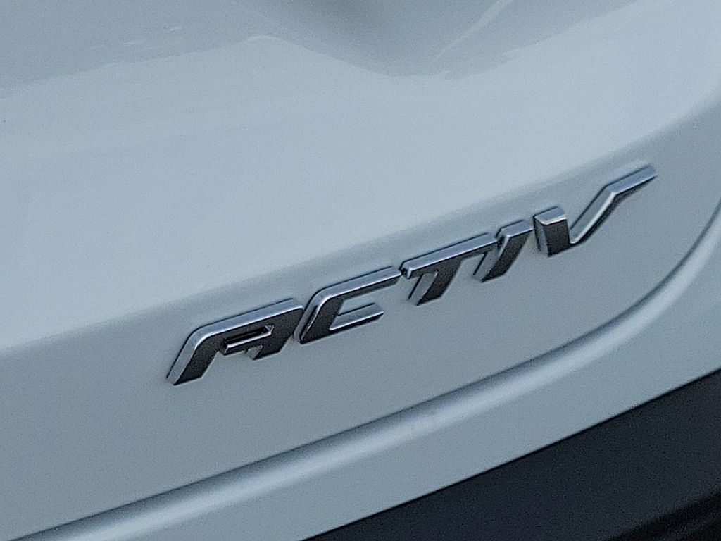 Thumbnail: 2025 Chevrolet Trax - 6