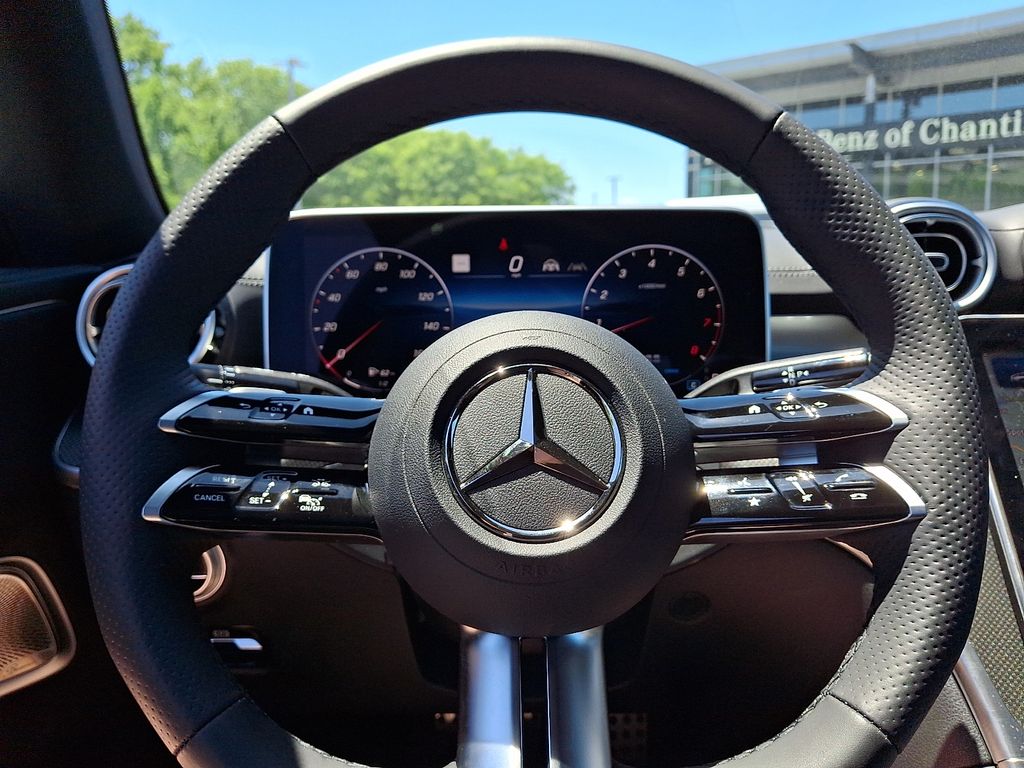 Thumbnail: 2024 Mercedes-Benz CLE - 19