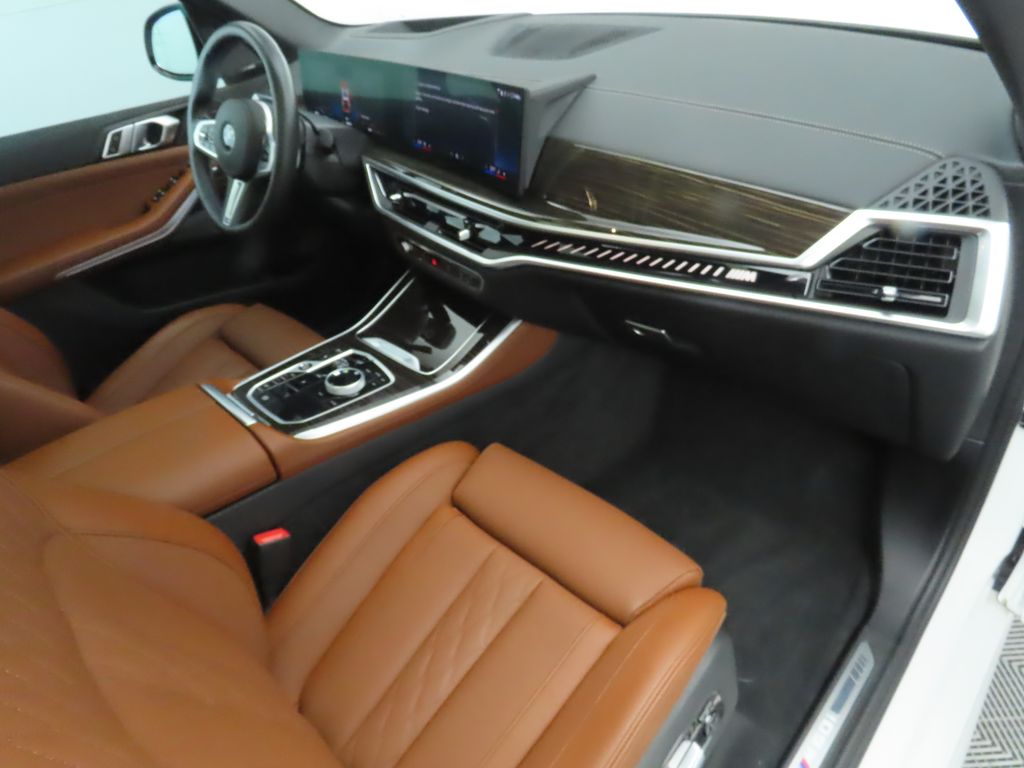 Thumbnail: 2024 BMW X5 - 18