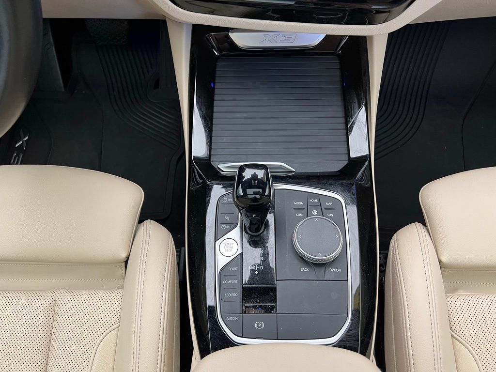 Thumbnail: 2022 BMW X3 - 11