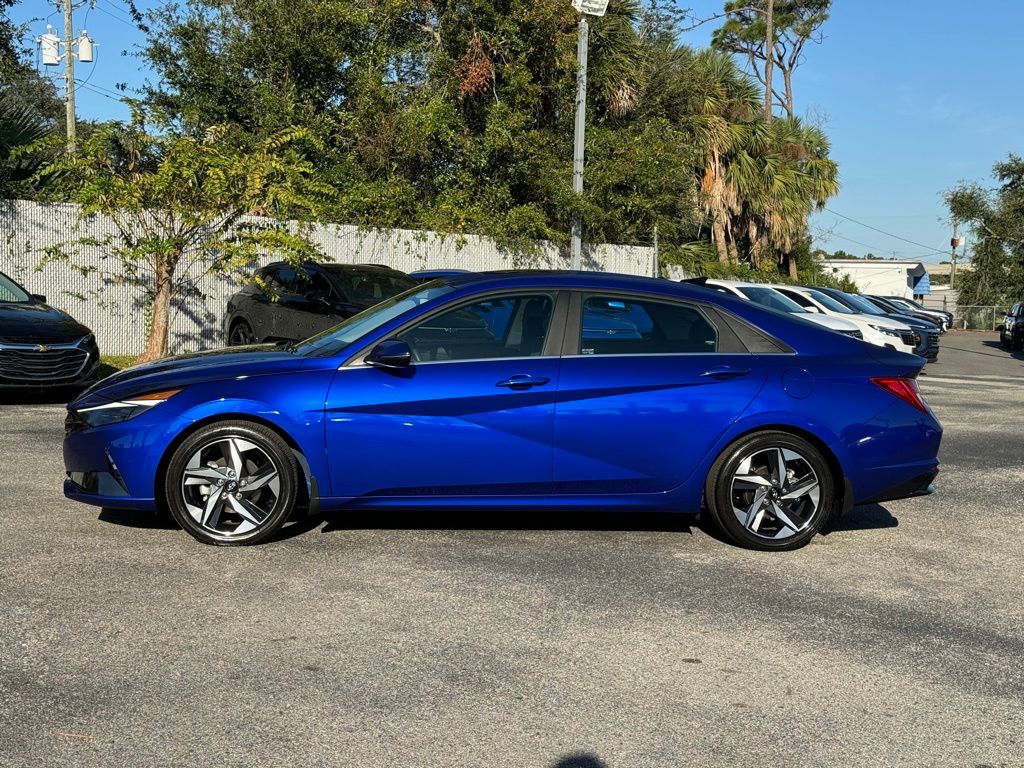 2023 Hyundai Elantra Hybrid Limited 5