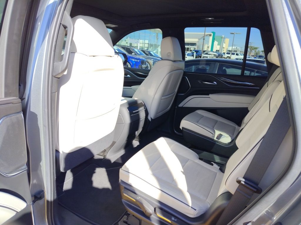 Thumbnail: 2021 Cadillac Escalade - 9