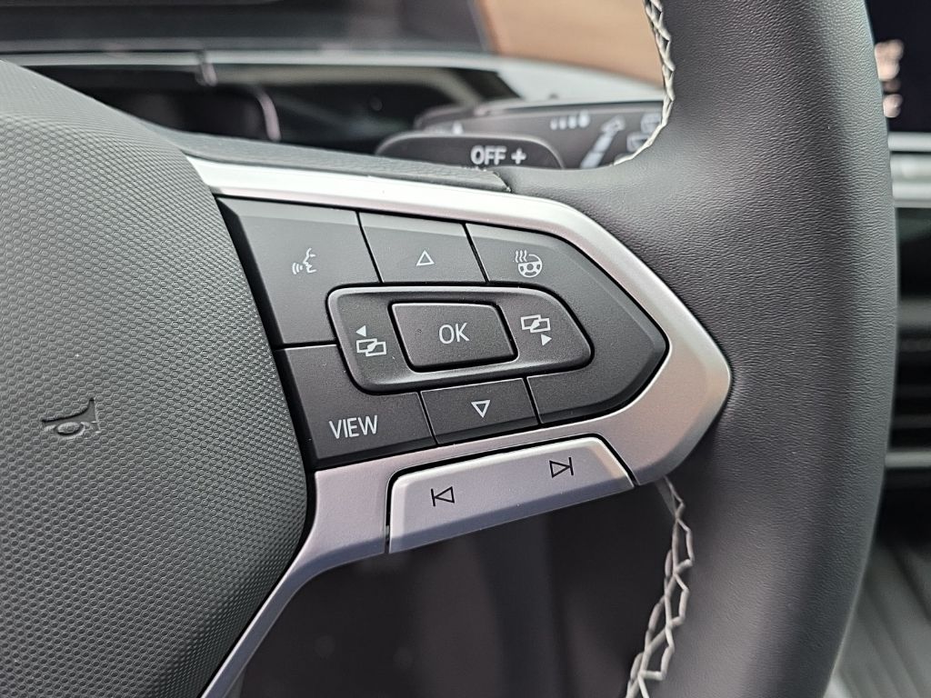 2026 Volkswagen Atlas 2.0T SE w/Technology Green at Sutliff Volkswagen