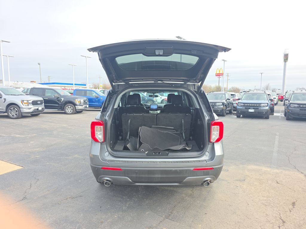 Certified Used 2023 Gray Ford XLT image 11