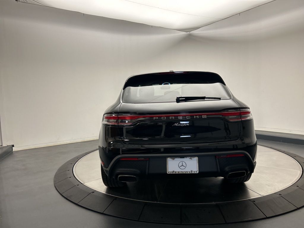 Thumbnail: 2025 Porsche Macan - 6