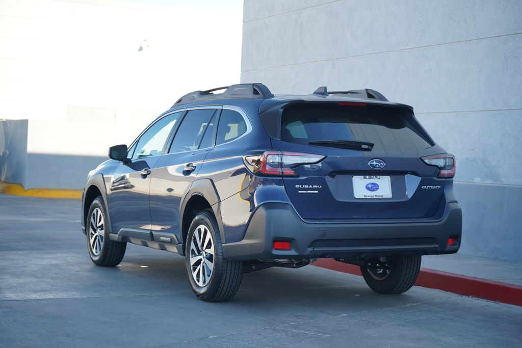 2025 Subaru Outback Premium 3