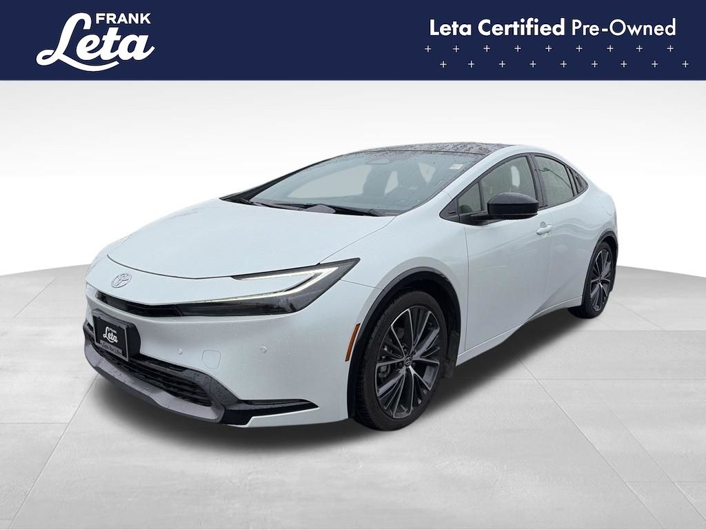2025 Toyota Prius XLE FWD