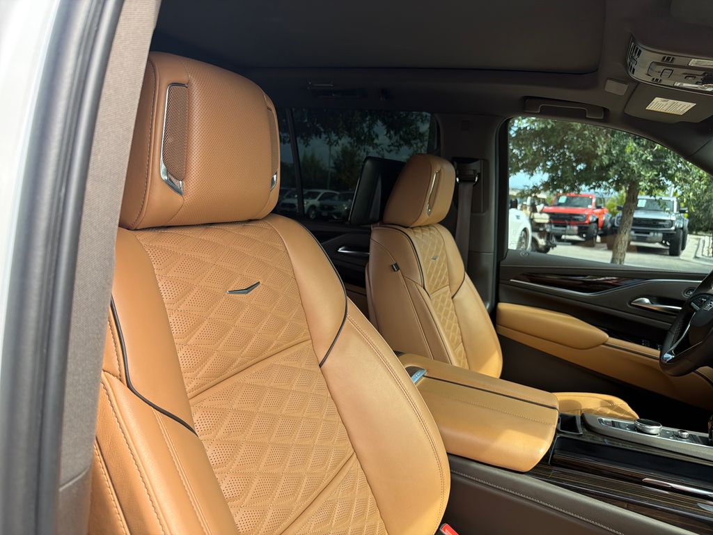 Used 2021 White Cadillac Premium Luxury image 37