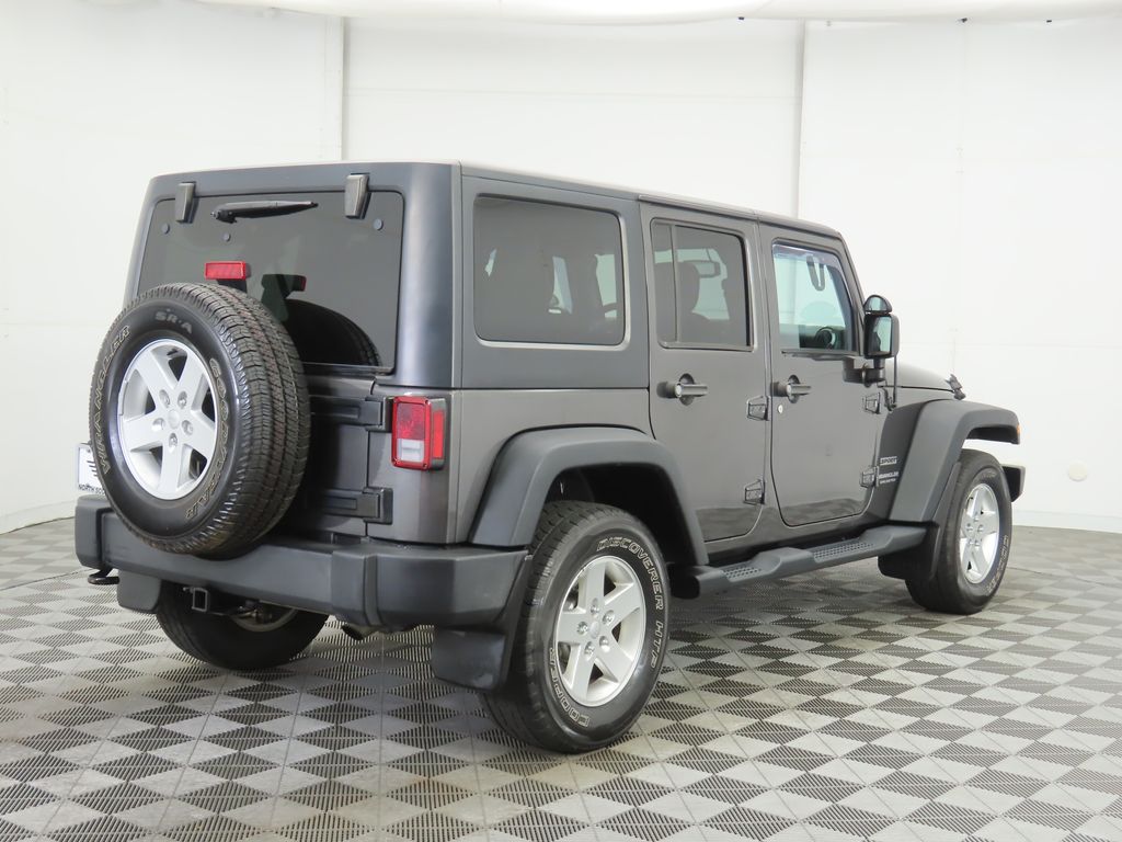 2016 Jeep Wrangler Unlimited Sport 5