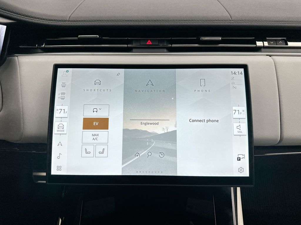 Thumbnail: 2026 Land Rover Range Rover Sport - 13