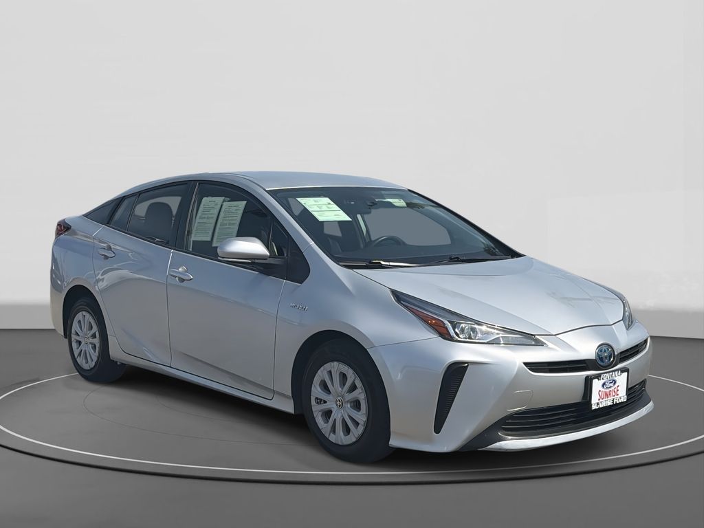 Used 2019 Toyota Prius L 5D Hatchback