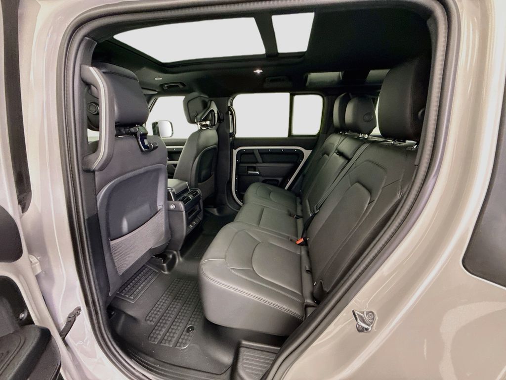 Thumbnail: 2026 Land Rover Defender - 20