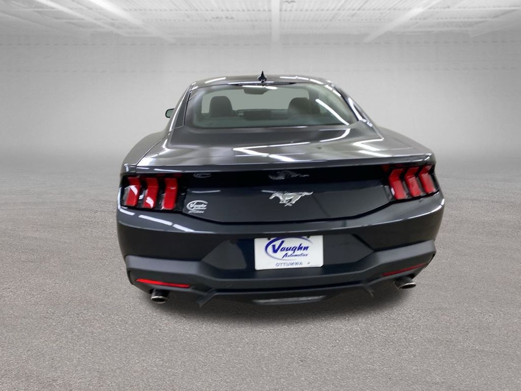 2024 Ford Mustang EcoBoost photo